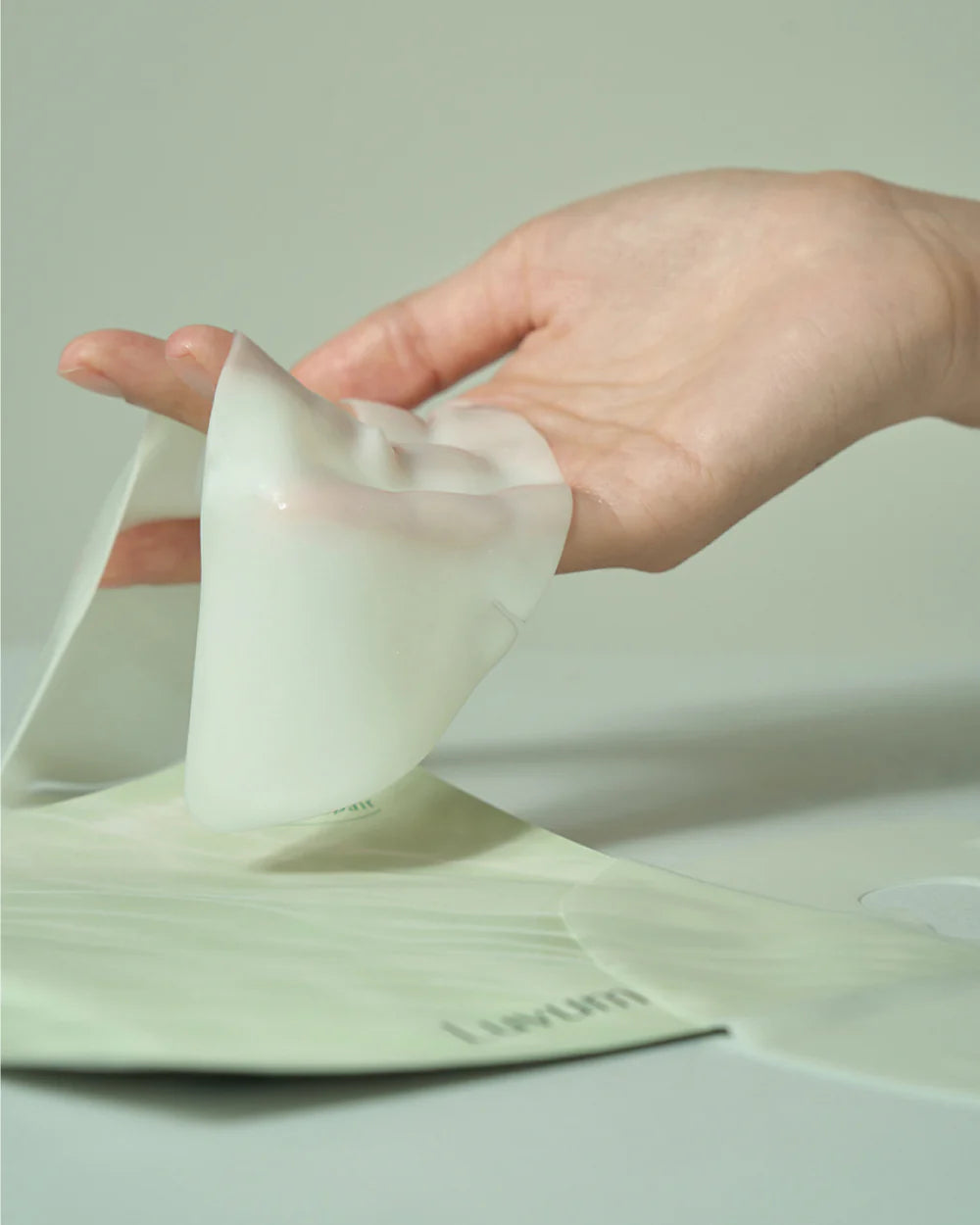 LUVUM CALMING REPAIR CICA GEL MASK 1EA