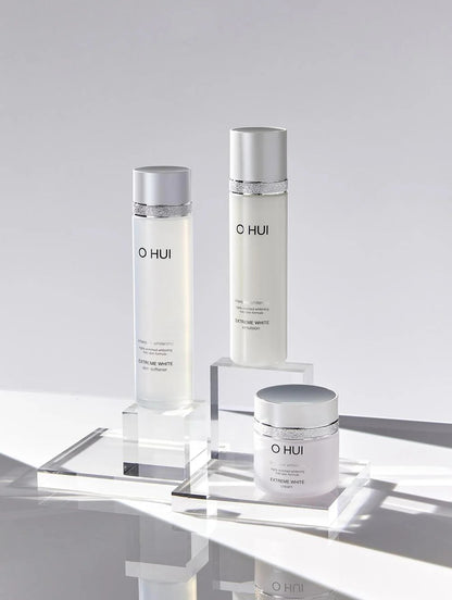 OHUI EXTREME WHITE 4PCS SPECIAL SET
